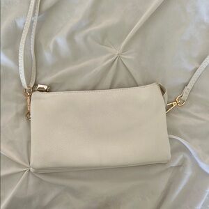 Elegant Cream Leather Crossbody Bag